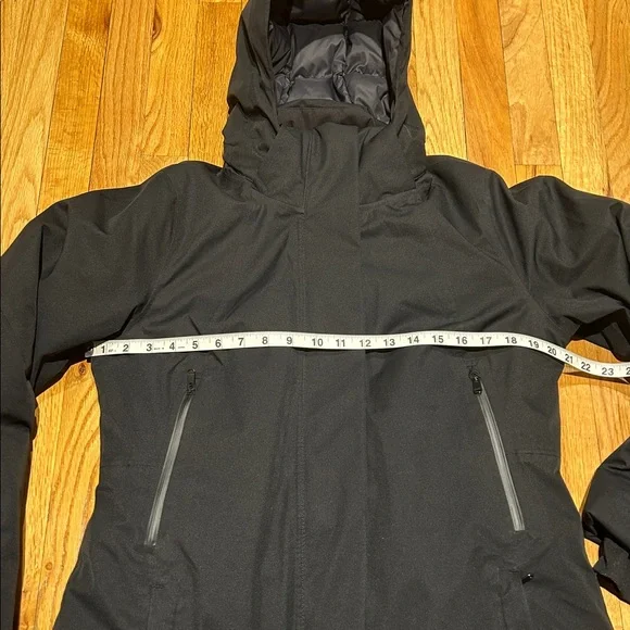 Athleta Outbound Parka - Picture 10 of 15
